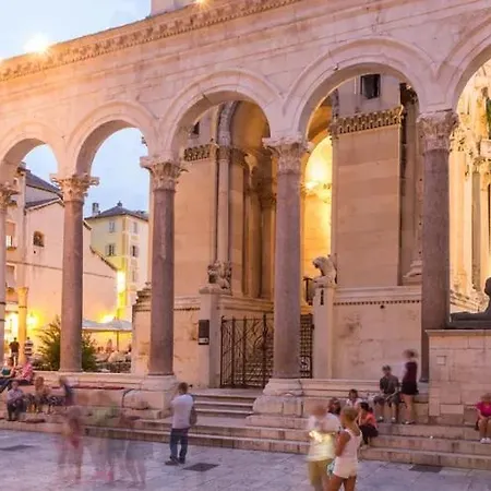 Emperor's Luxury - Unique Unesco Site Daire Split
