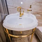 Emperor's Luxury - Unique Unesco Site