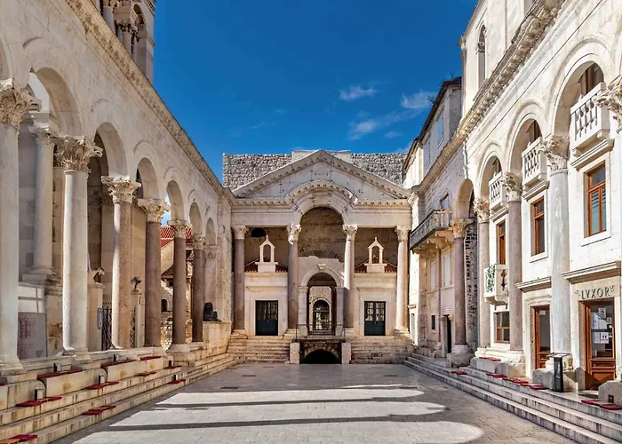 Emperor's Luxury - Unique Unesco Site * Σπλιτ
