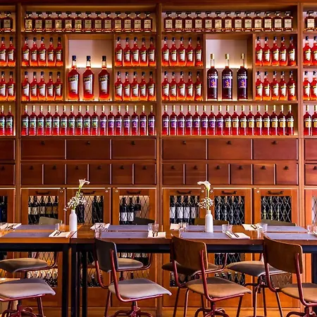 Emperor's Luxury - Unique Unesco Site